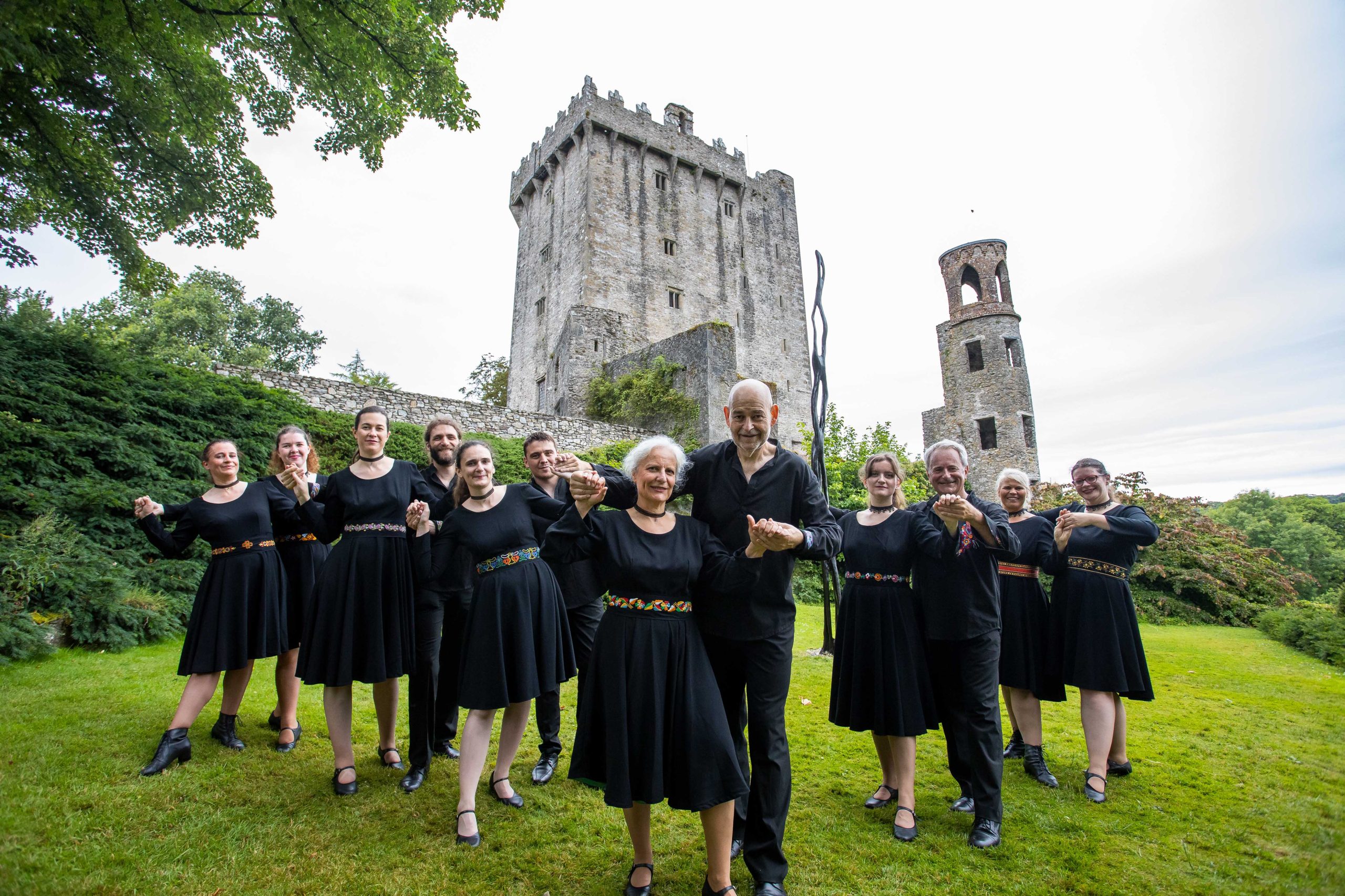 Cercle Celtique de Rennes (Rennes Celtic Association) Perform At ...