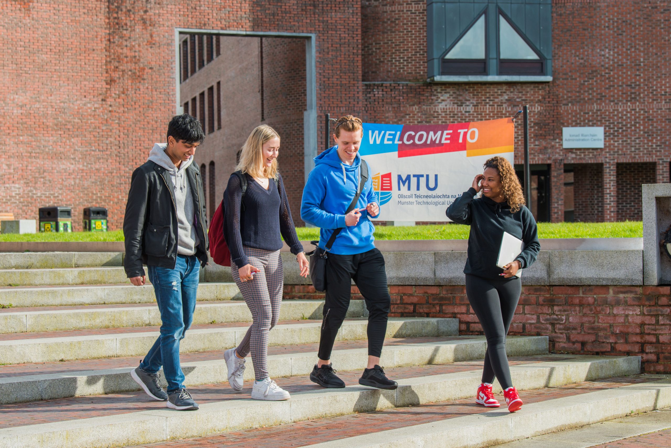 4,000 Third Level Students Attend MTU Careers Fair 2022 | Cork Safety ...